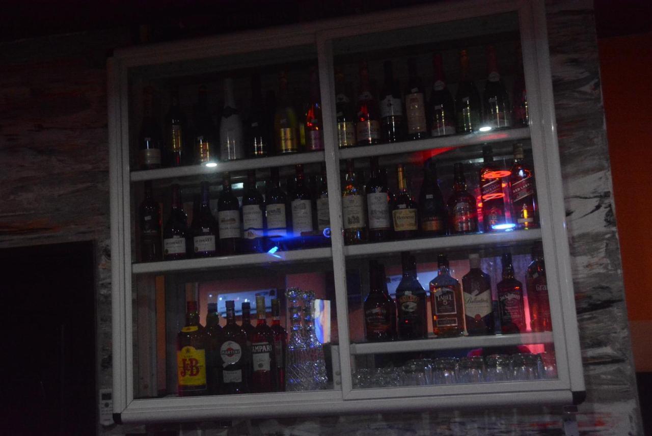 Royal Blue Guest House & Bar Lomé Dış mekan fotoğraf