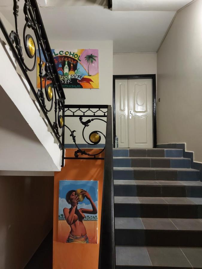Royal Blue Guest House & Bar Lomé Dış mekan fotoğraf